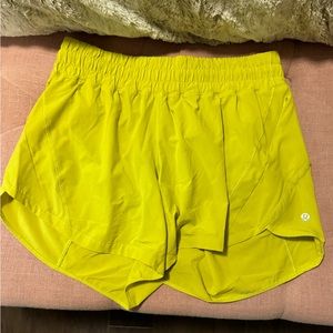 Lululemon Track That High-Rise Lined Short 5" Size 10